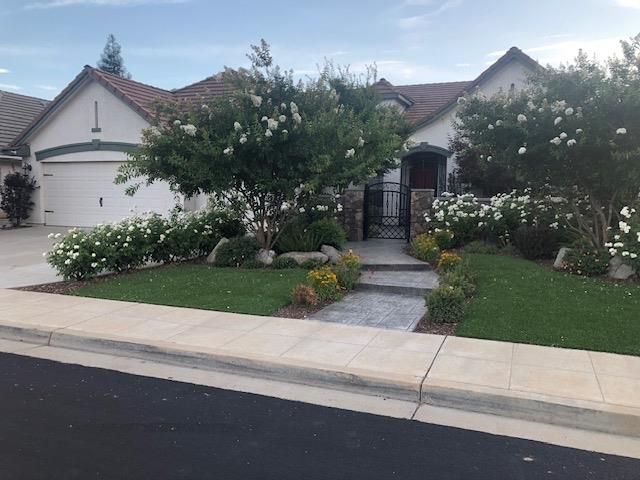 3320 Hanson Avenue, Clovis, CA 93611