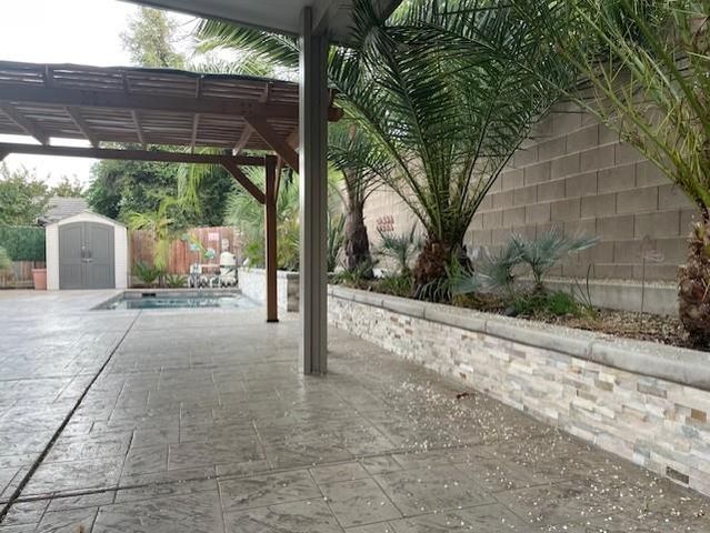 3320 Hanson Avenue, Clovis, CA 93611