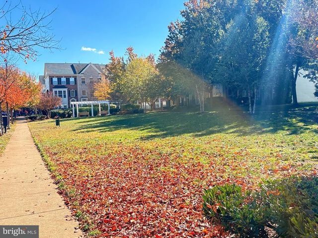 1408 WILCOX AVE, Fredericksburg, VA 22401