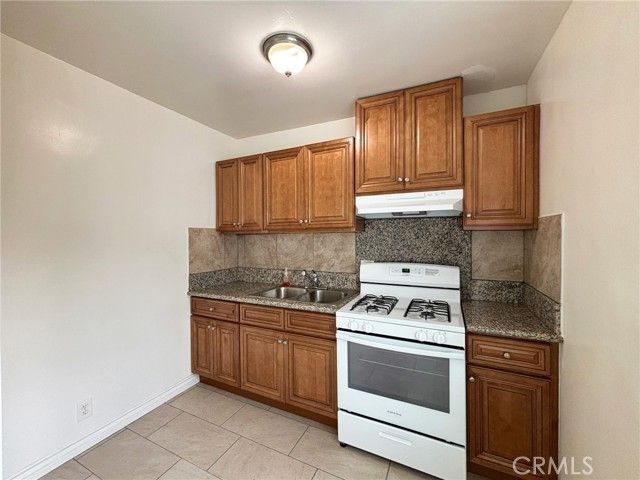 701 Adlena Drive 4, Fullerton, CA 92833