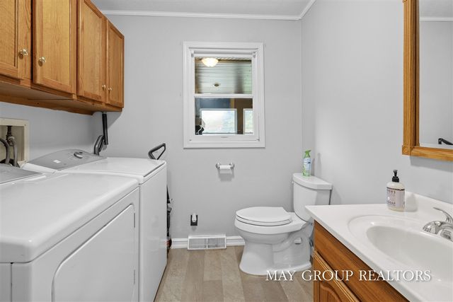 11701 Montcalm Avenue, Greenville, MI 48838