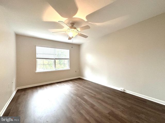 5700 MEDALLION CT, Alexandria, VA 22303