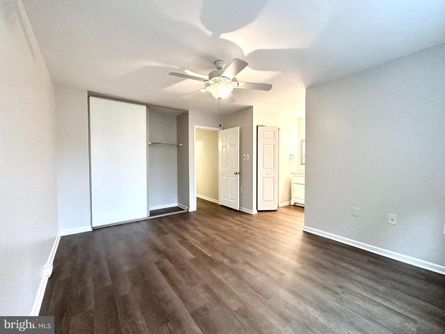 5700 MEDALLION CT, Alexandria, VA 22303