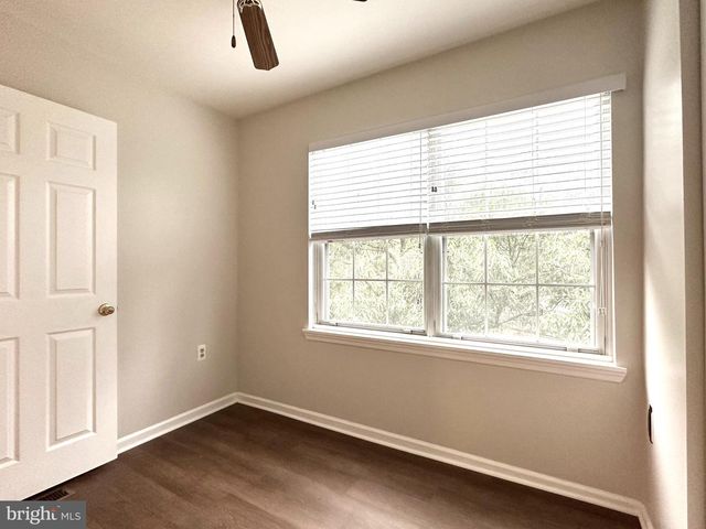 5700 MEDALLION CT, Alexandria, VA 22303