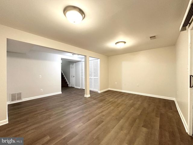 5700 MEDALLION CT, Alexandria, VA 22303