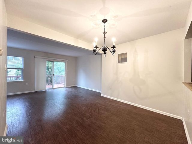 5700 MEDALLION CT, Alexandria, VA 22303