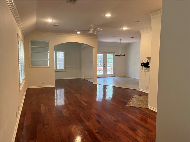 112 Huelo CT, Bastrop, TX 78602