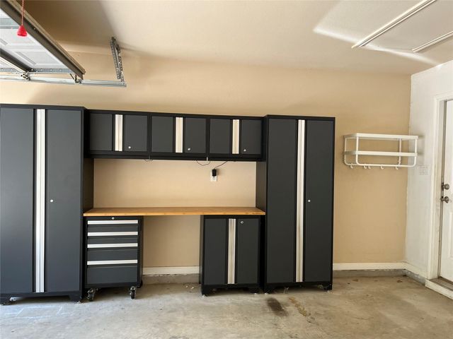 112 Huelo CT, Bastrop, TX 78602