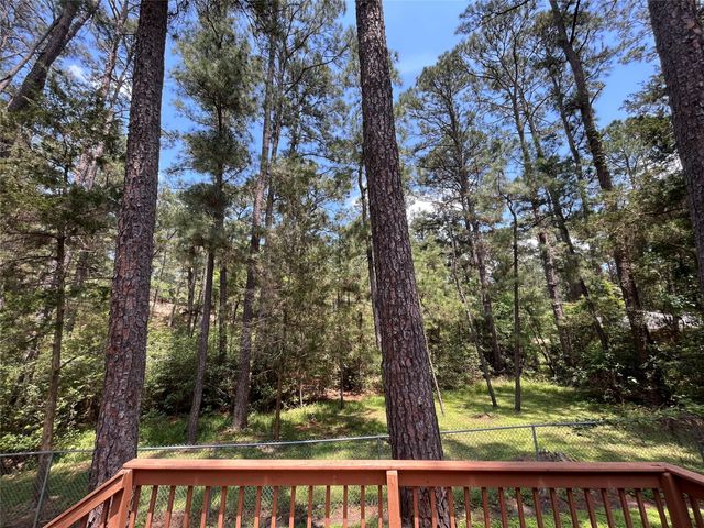 112 Huelo CT, Bastrop, TX 78602