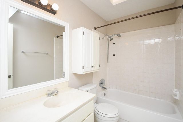 2585 Marilee Lane 2, Houston, TX 77057