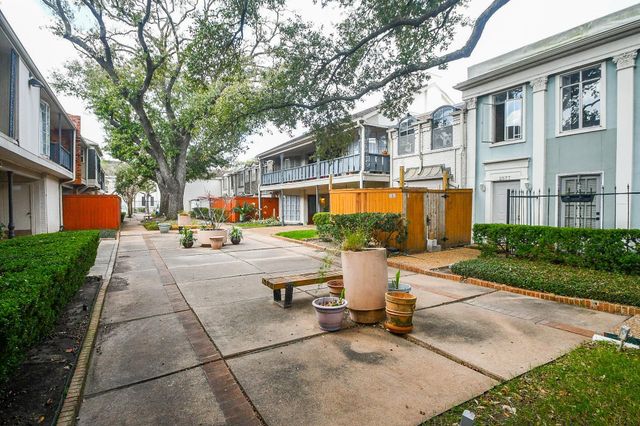 2585 Marilee Lane 2, Houston, TX 77057