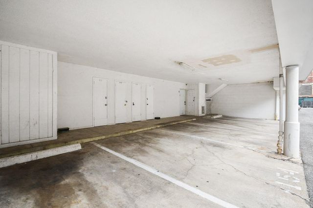 2585 Marilee Lane 2, Houston, TX 77057