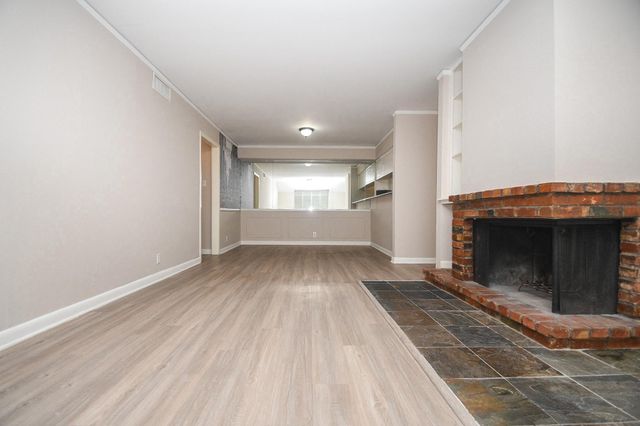 2585 Marilee Lane 2, Houston, TX 77057