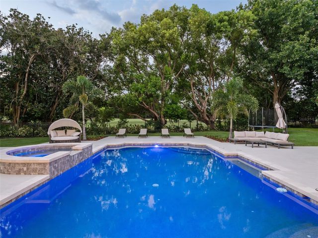 9921 LAKE LOUISE DRIVE, Windermere, FL 34786