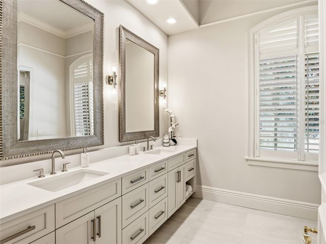 9921 LAKE LOUISE DRIVE, Windermere, FL 34786