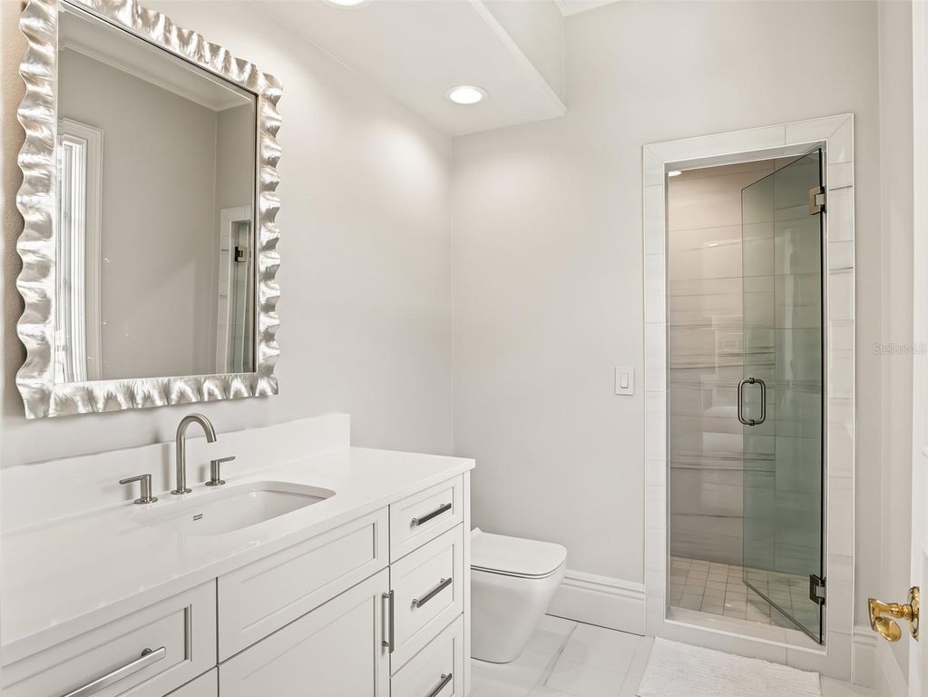 Image 40 of property listing at 9921 LAKE LOUISE DRIVE, Windermere, FL 34786