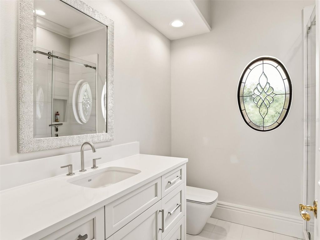 Image 41 of property listing at 9921 LAKE LOUISE DRIVE, Windermere, FL 34786