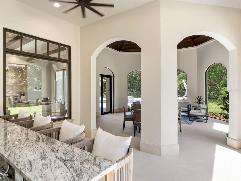 Image 45 of property listing at 9921 LAKE LOUISE DRIVE, Windermere, FL 34786