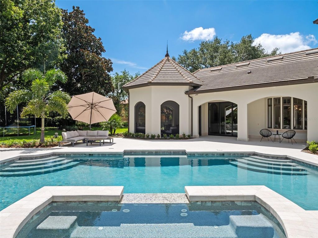 Image 52 of property listing at 9921 LAKE LOUISE DRIVE, Windermere, FL 34786