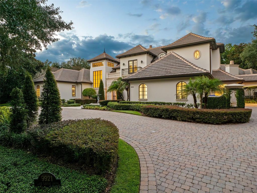 Image 59 of property listing at 9921 LAKE LOUISE DRIVE, Windermere, FL 34786
