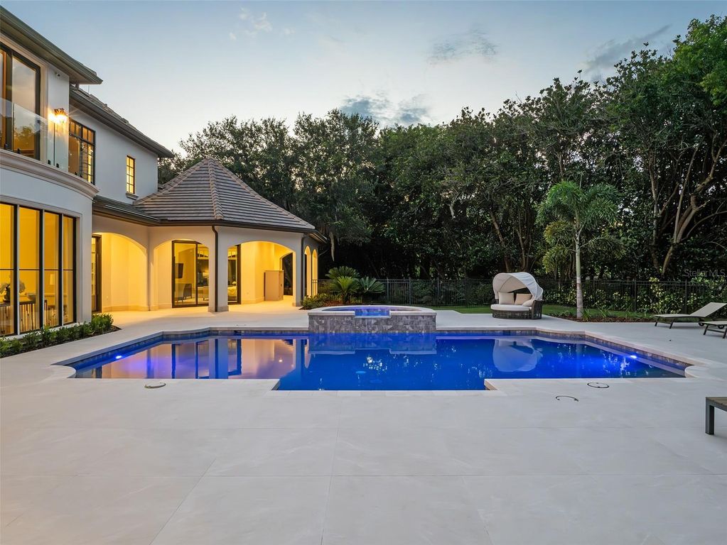 Image 64 of property listing at 9921 LAKE LOUISE DRIVE, Windermere, FL 34786