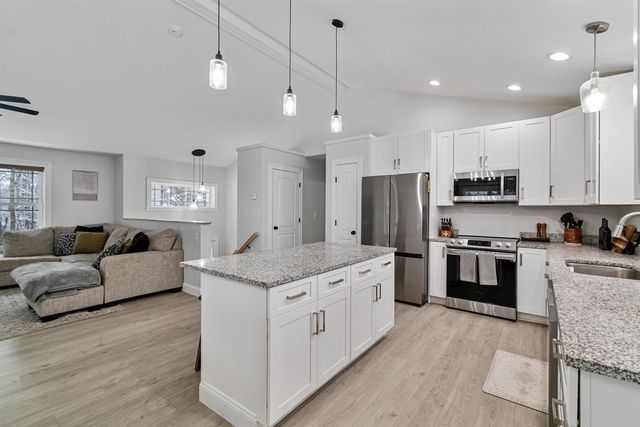 60 Apple Tree Road, Fairfax, VT 05454