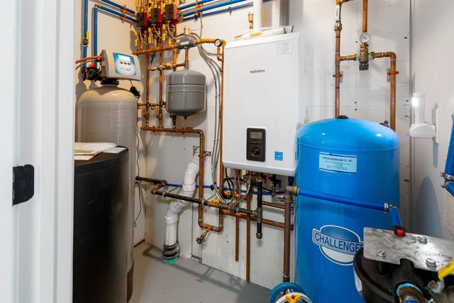 60 Apple Tree Road, Fairfax, VT 05454