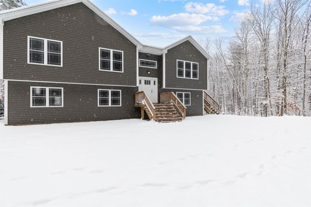 60 Apple Tree Road, Fairfax, VT 05454