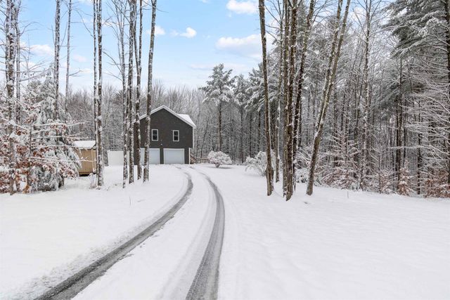 60 Apple Tree Road, Fairfax, VT 05454