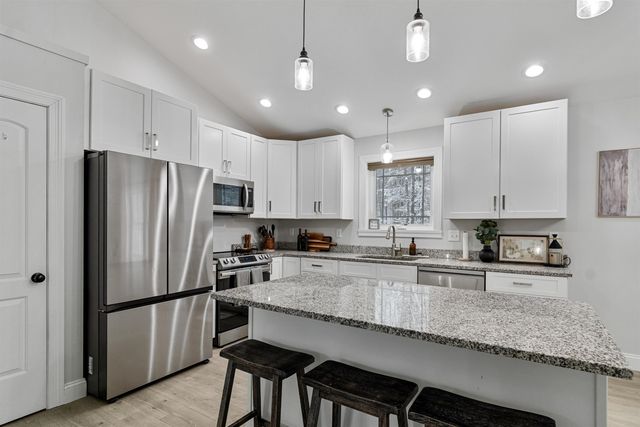 60 Apple Tree Road, Fairfax, VT 05454