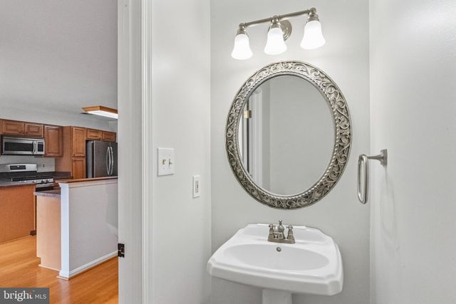 18 STEEPLEJACK CT, Owings Mills, MD 21117
