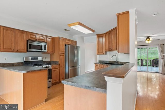 18 STEEPLEJACK CT, Owings Mills, MD 21117