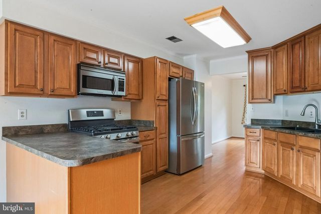 18 STEEPLEJACK CT, Owings Mills, MD 21117