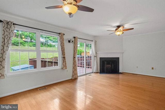18 STEEPLEJACK CT, Owings Mills, MD 21117