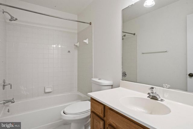 18 STEEPLEJACK CT, Owings Mills, MD 21117