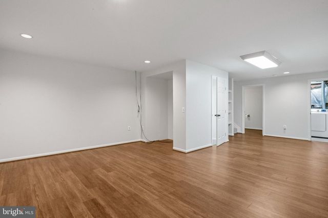 18 STEEPLEJACK CT, Owings Mills, MD 21117
