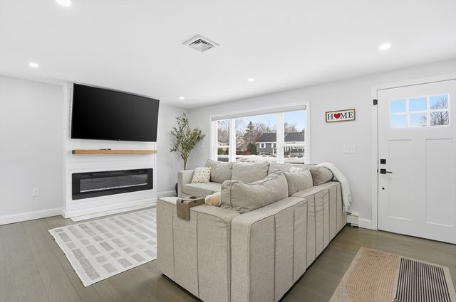 82 Water Street, Saugus, MA 01906