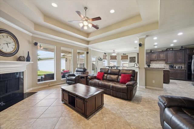 2906 Summer Cape Court, League City, TX 77573