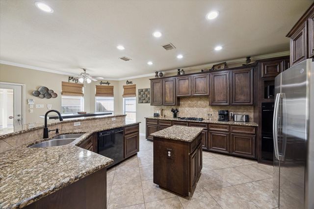 2906 Summer Cape Court, League City, TX 77573