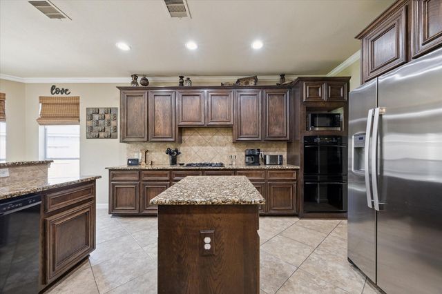 2906 Summer Cape Court, League City, TX 77573
