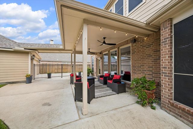 2906 Summer Cape Court, League City, TX 77573