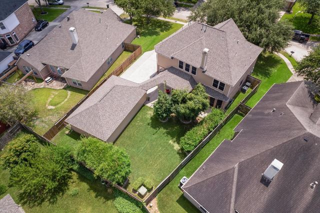 2906 Summer Cape Court, League City, TX 77573