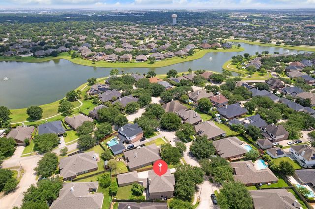 2906 Summer Cape Court, League City, TX 77573