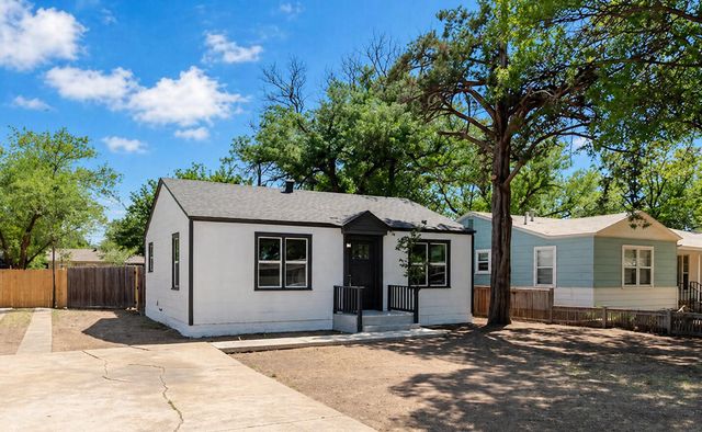 3705 25th Street, Lubbock, TX 79410
