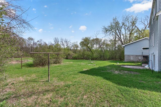 16107 7th Avenue NW, Andover, MN 55304
