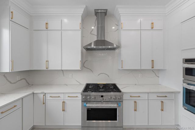 25909 81st Avenue, Glen Oaks, NY 11004