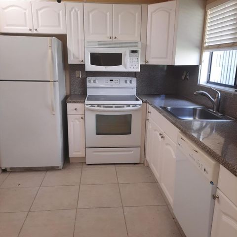 15217 Lakes Of Delray Boulevard 90, Delray Beach, FL 33484