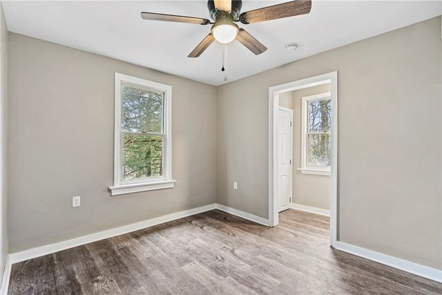 2215 Lehigh St, Swissvale, PA 15218