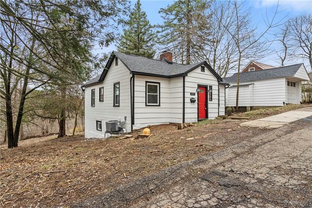 2215 Lehigh St, Swissvale, PA 15218