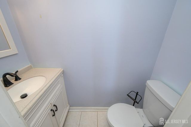 21 Bailly Drive, Burlington Twp, NJ 08016